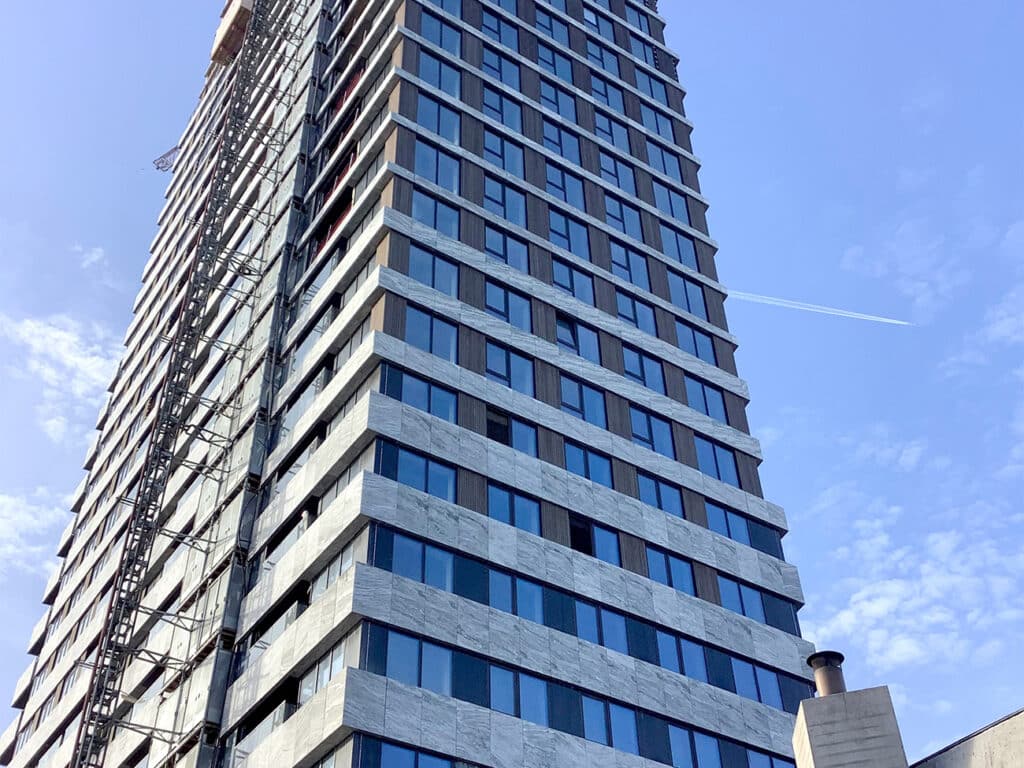 7.291 m² Elementfassaden für den Bunker Tower