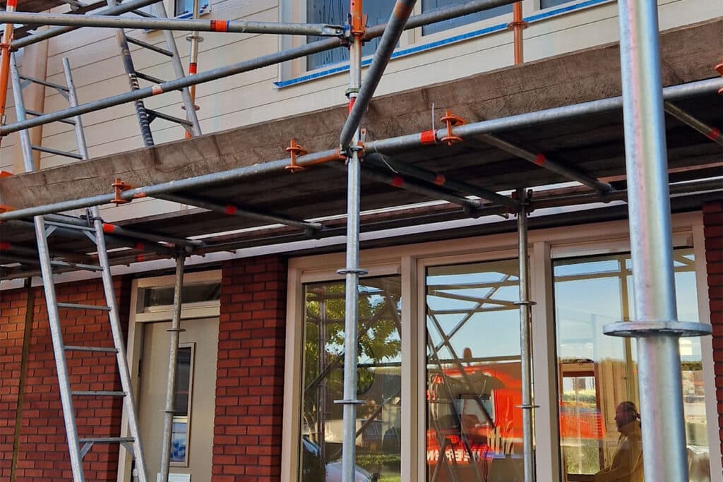 04 element op de plek met bewoner er nog in