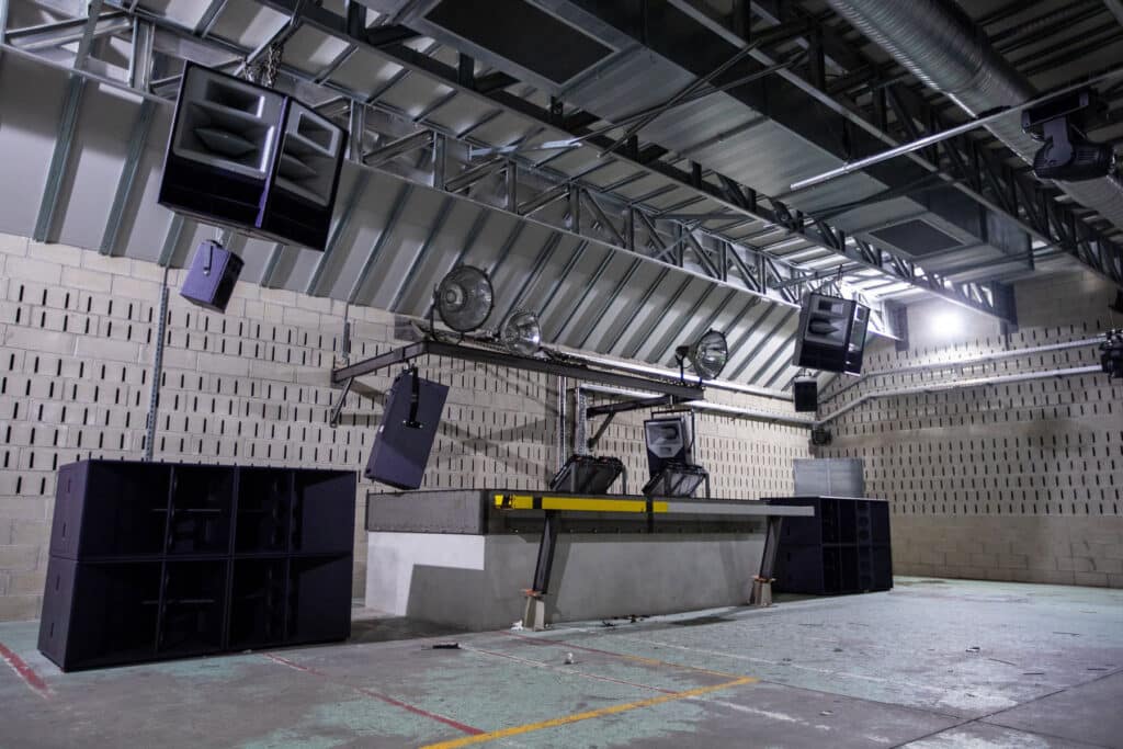 Creëer de optimale geluidbeleving in grote ruimtes met Soundblox