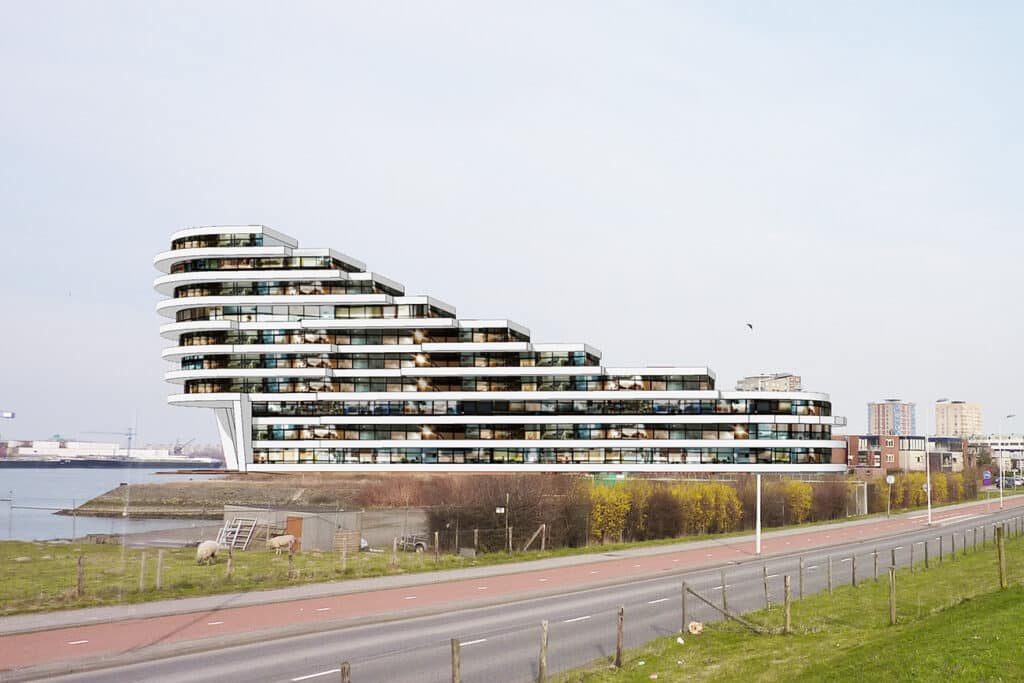 Eyecatcher also brings Waterside II to life visually