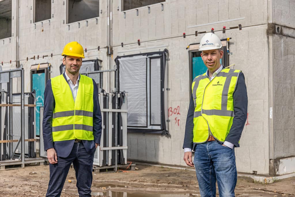 The plastic window frame of tomorrow contains fossil-free PVC
