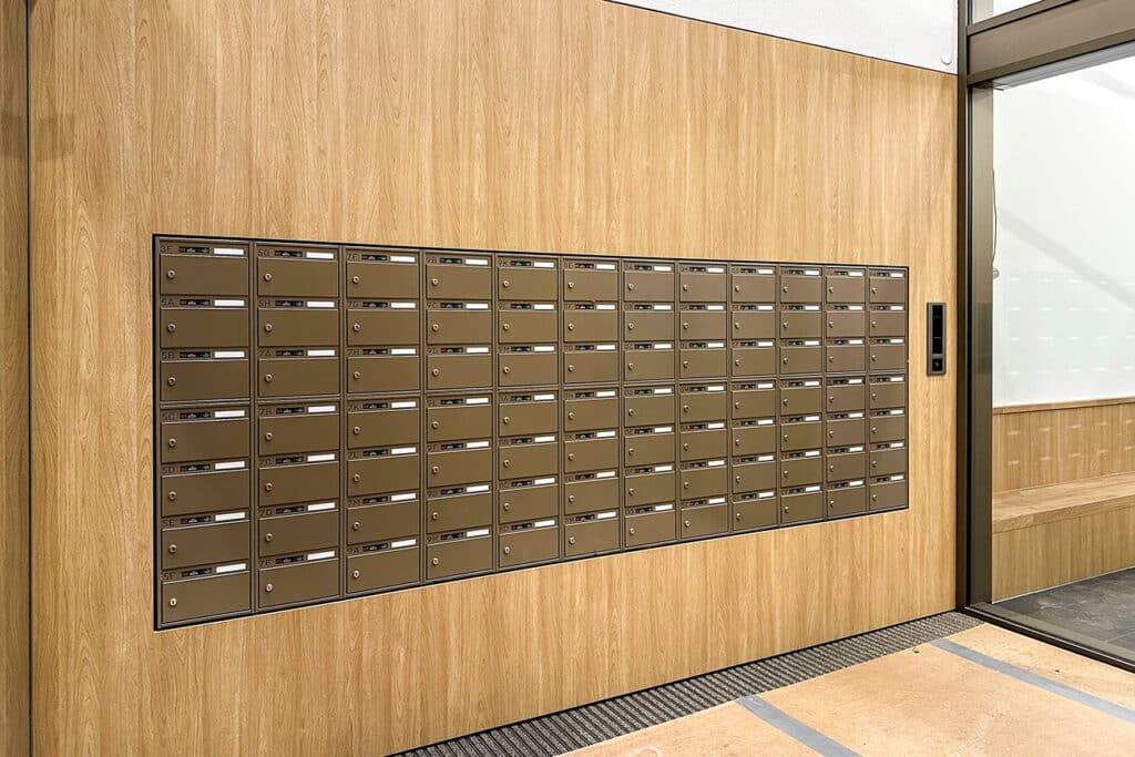 Custom mailboxes and entrance panels
