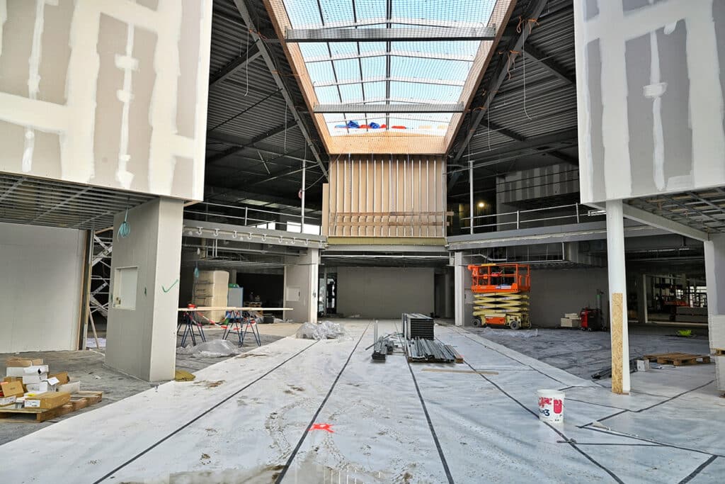 Beeindruckendes Autohaus