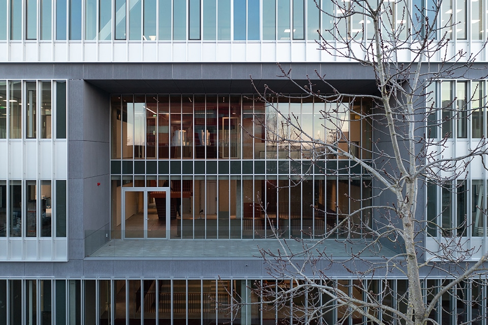 Grizzly in Oss is toonbeeld van prefab en steigerloos bouwen