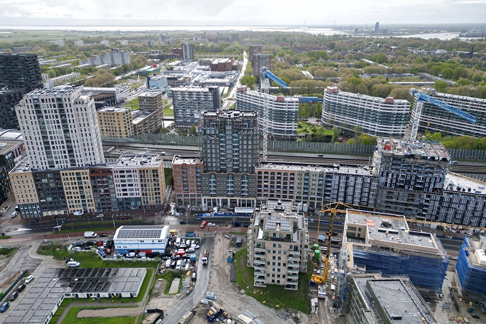 Singelblok Amsterdam stellt neues Stadtviertel fertig