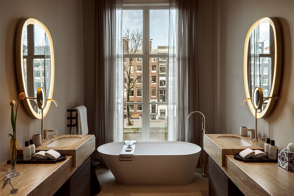 Ultraluxe hotel leaves former Palace of Justice at its best 2