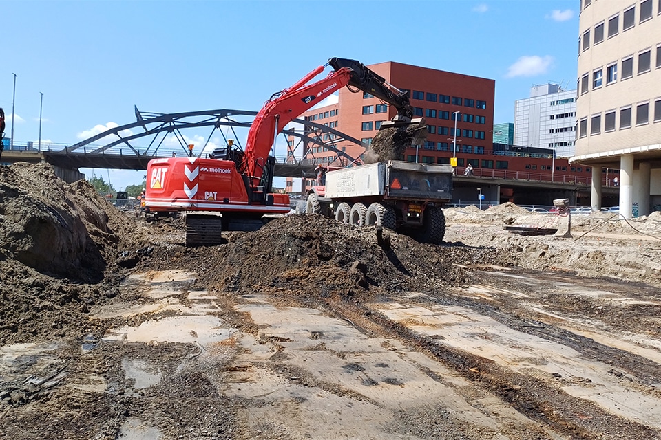 Drehpunkt im zivilen Eisenbahnbau 1