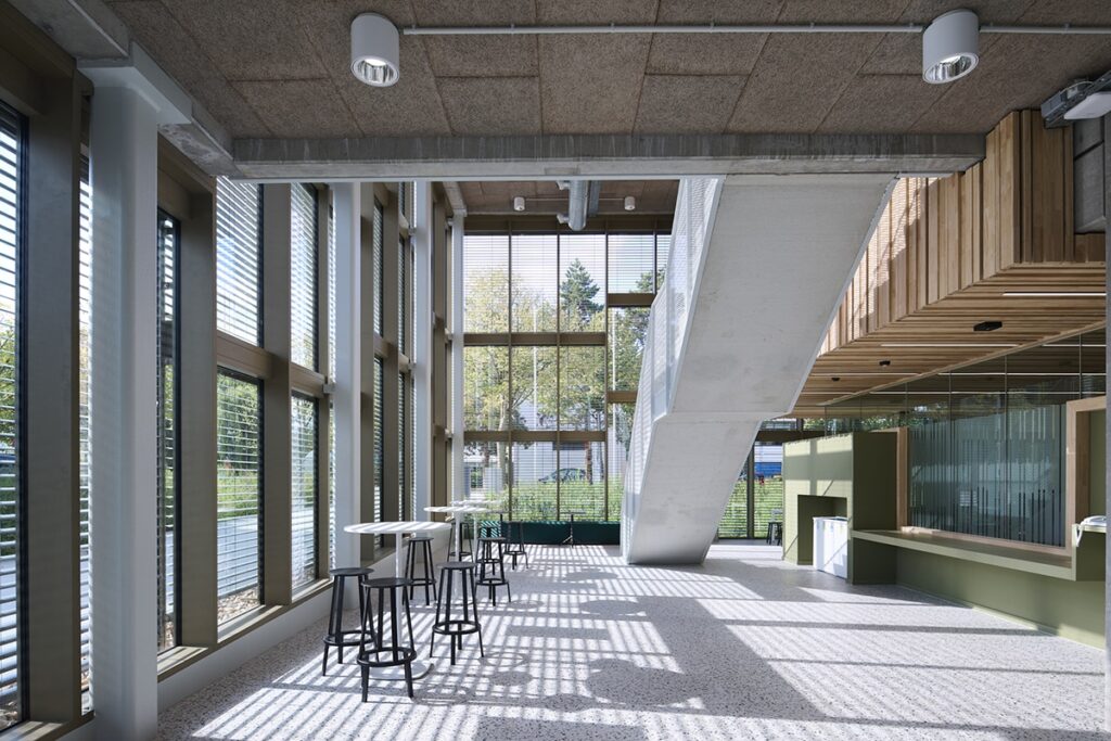 Die neue Vorhangfassade MC55: schlank, schnell und clever installiert 1