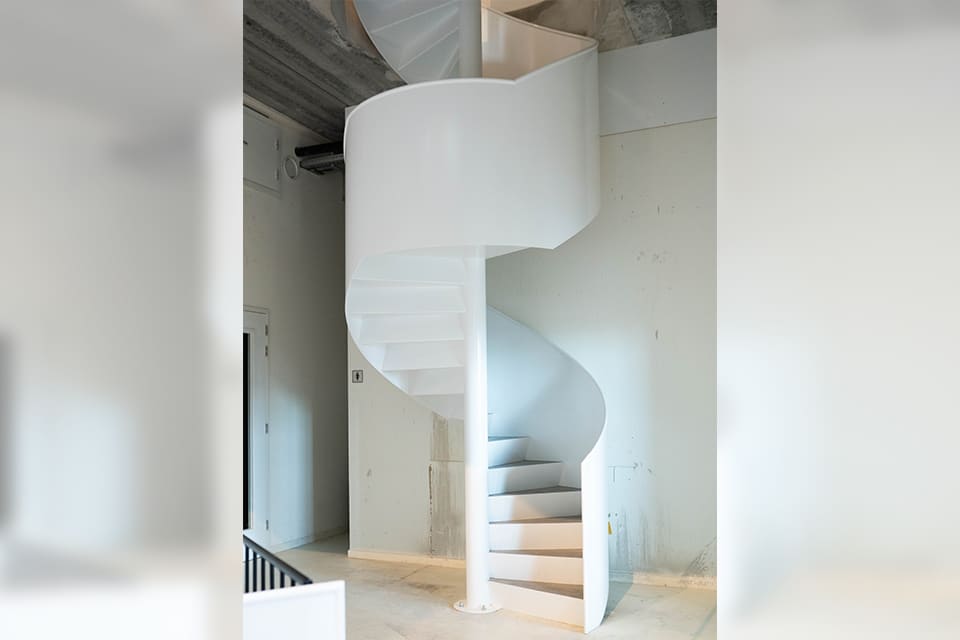 From stairs to fencing, with the same attention to detail 2