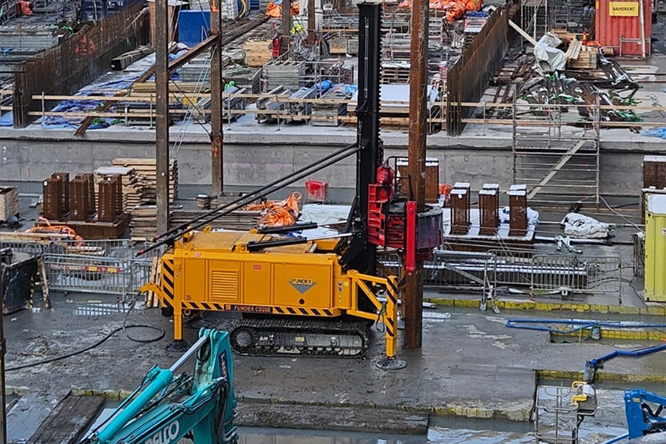 Zero-emissie, trillingsvrij en slim funderen in dichte steden 1