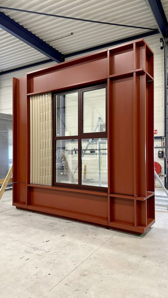 Efficiënte kozijnmontagein prefab HSB-elementen 1