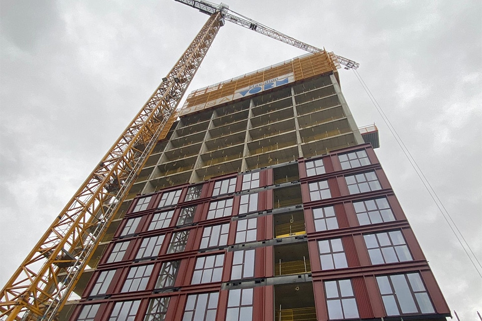 Efficiënte kozijnmontagein prefab HSB-elementen 8