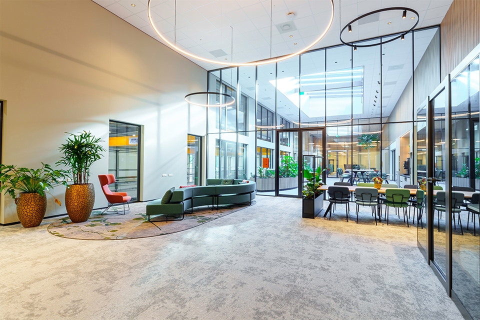 Nieuwe campus voor Limburgse achtbaanbouwer 1