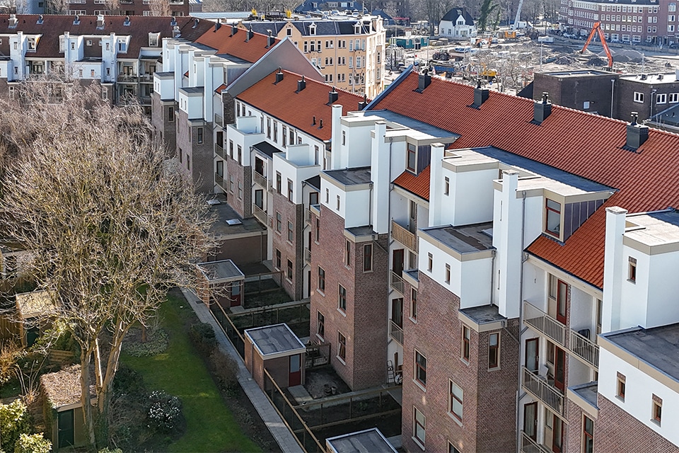 Meticulous phasing enables major renovation of 260 homes 1