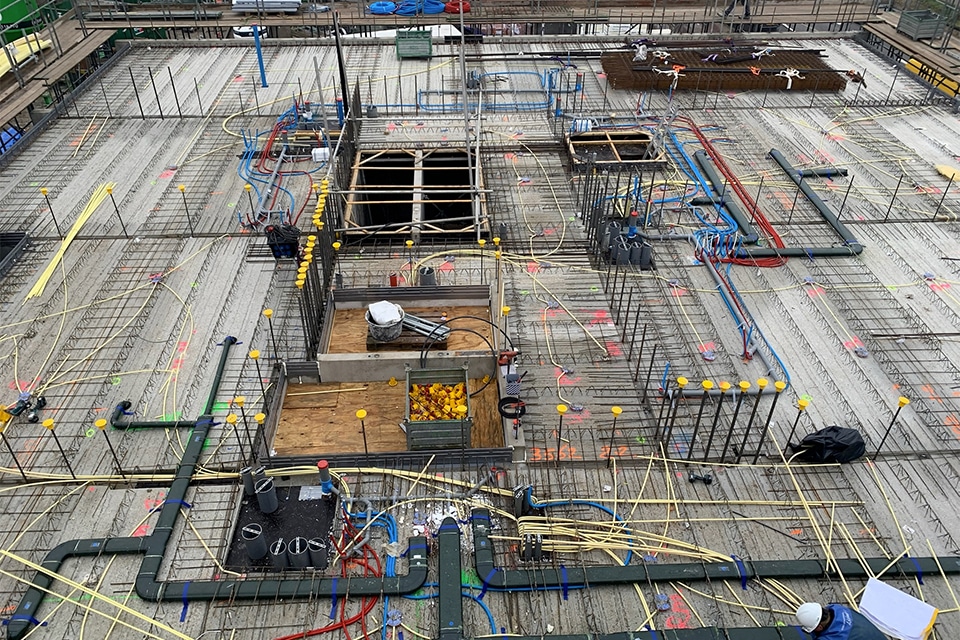Bouwen tussen spoor en stad aan de Handelskade 1