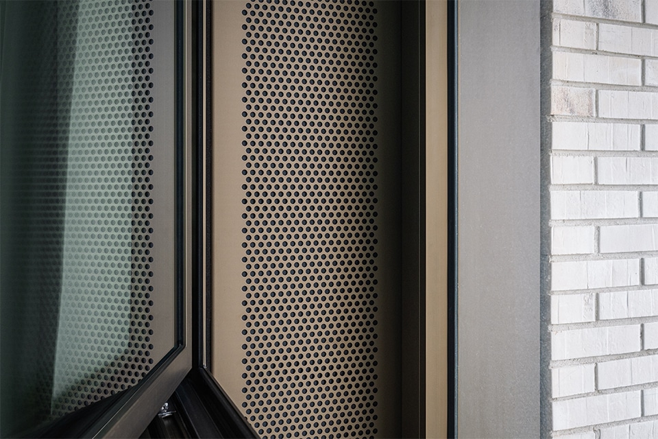 Gevelsysteem voor hoogte, wind en stadsgeluid 2