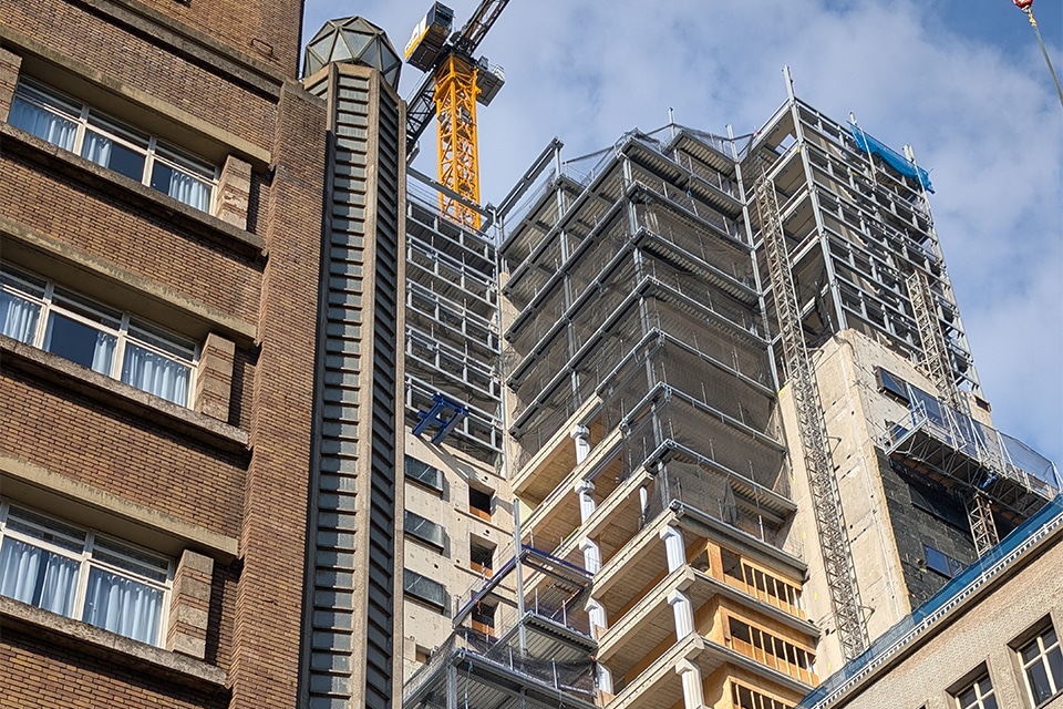 Leichte Stahlplatten-Betondecken für beeindruckende Optik 1