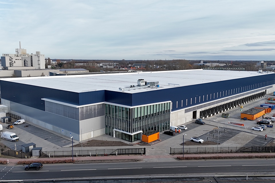 Modern warehouse met een indrukwekkende vrije hoogte 3