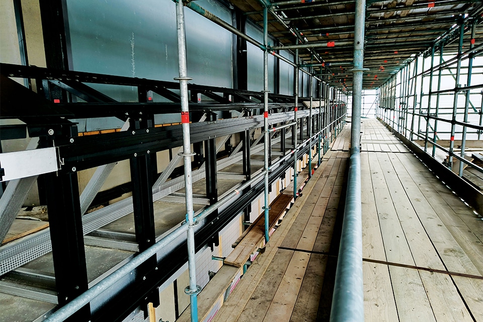 Balkonranden met geïntegreerde zonnepanelen 1