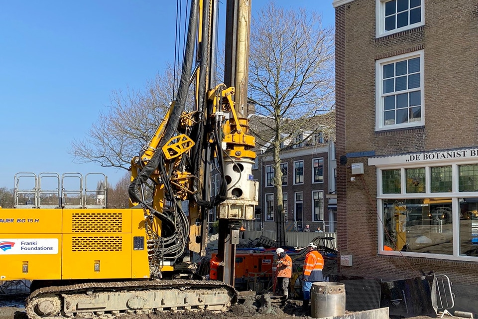 Specialist foundations in the city 1