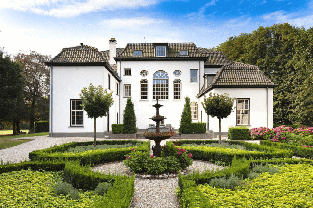 Kolthoven Estate: Historic Character, Future-Proof Healthcare Architecture 1