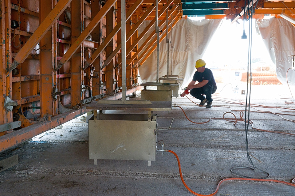 Hot-pour construction is gaining ground again 6
