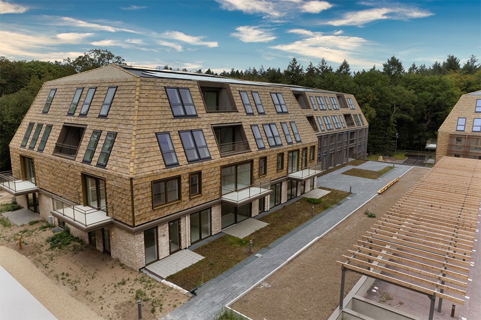 Thermisch verduurzaamd vurenhout bepaalt gevelbeeld De Trappenberg 2