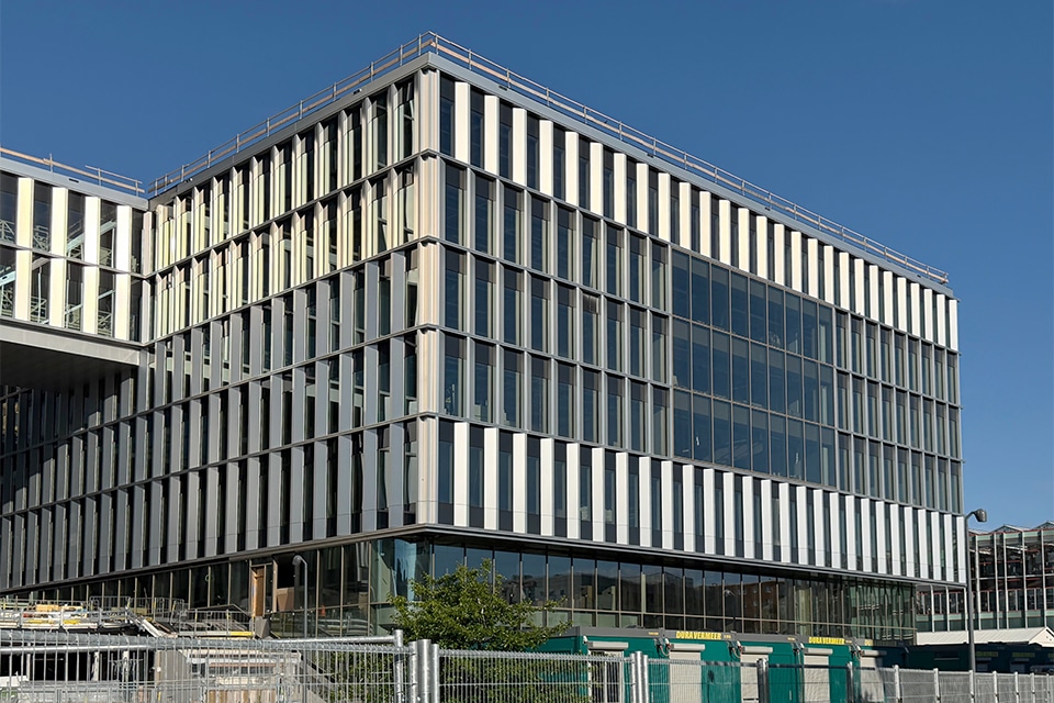 12.000 m² prefab gevel voor Linden in Amsterdam 1