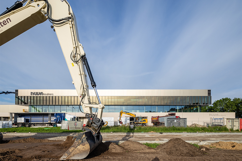 Neubau als Abschluss des Gewerbegebiets Someren 2
