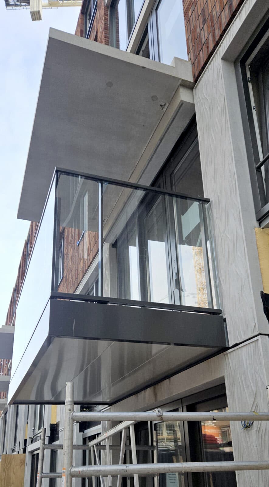 Aluminium als verbindende factor in Zirro & Schouls 1