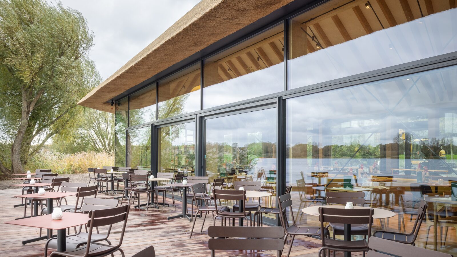Nieuwe Loetje-vestiging in Oegstgeest: een technisch huzarenstuk aan het water 3