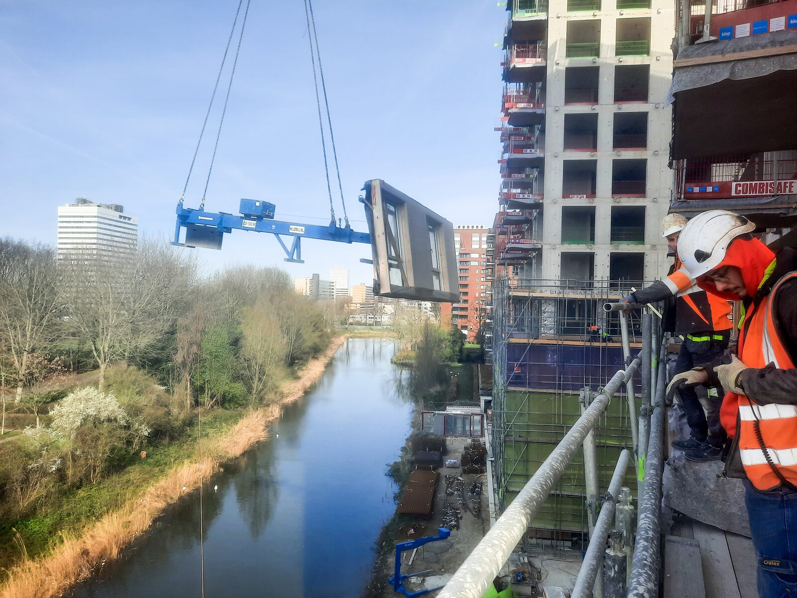 Prefab houtbouw als fundament voor snelle gevelbouw